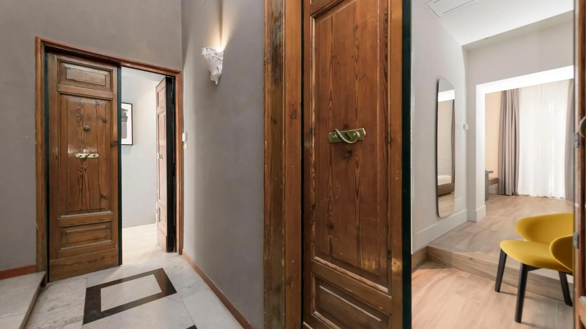 Po1 Augusto - Po2 Cesare - Po3 Nerone Apartment Rome
